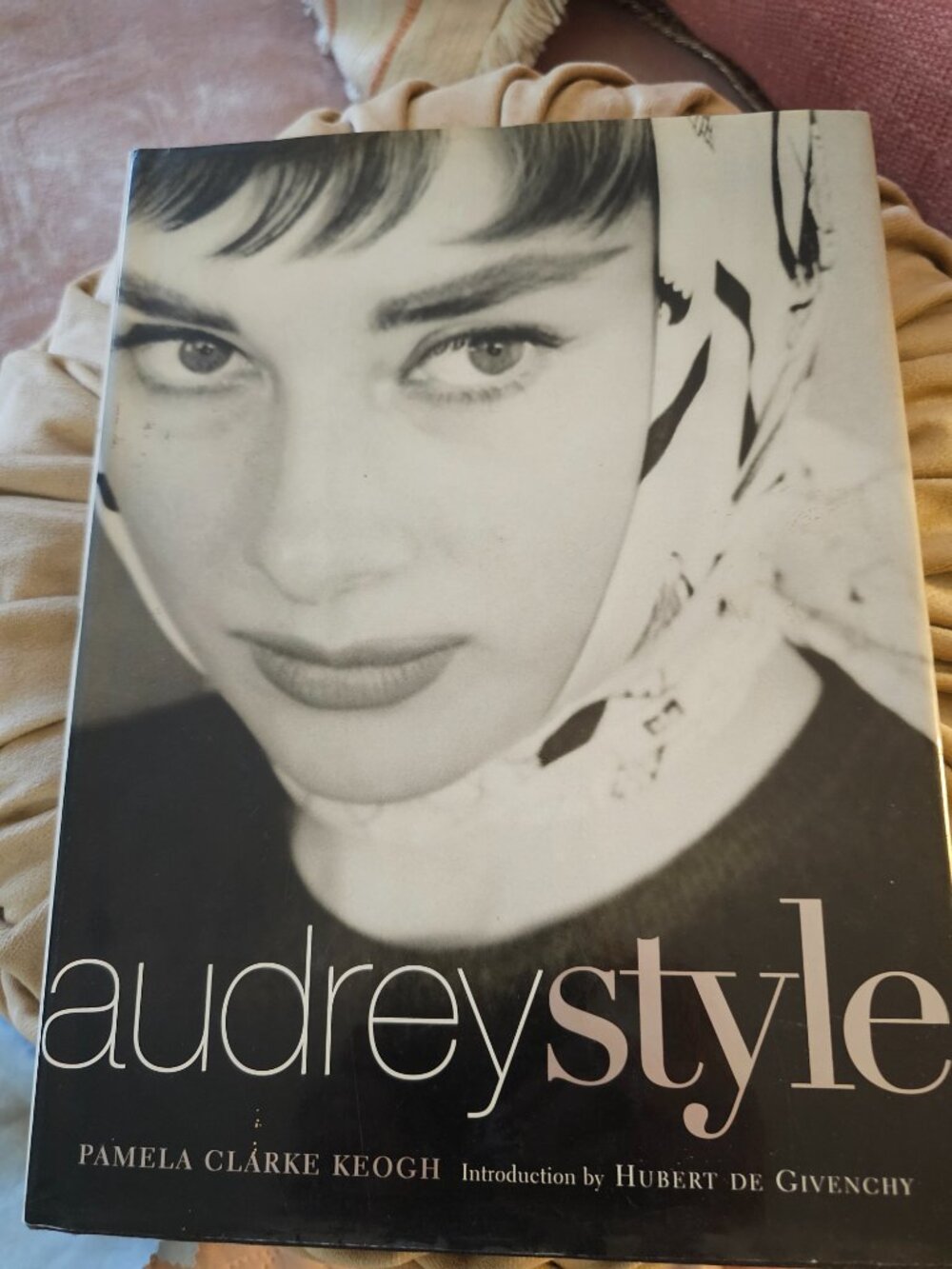 Audrey Style by Pamela Clarke Keogh Hardcover Book Givenchy Introduction
